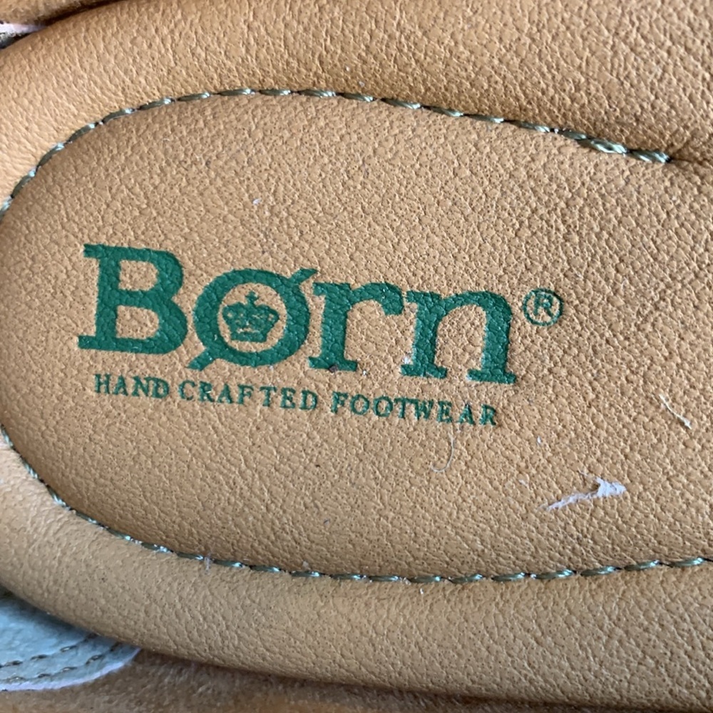 Born sz 9.5 soft green leather flats with bows - Picture 9 of 9
